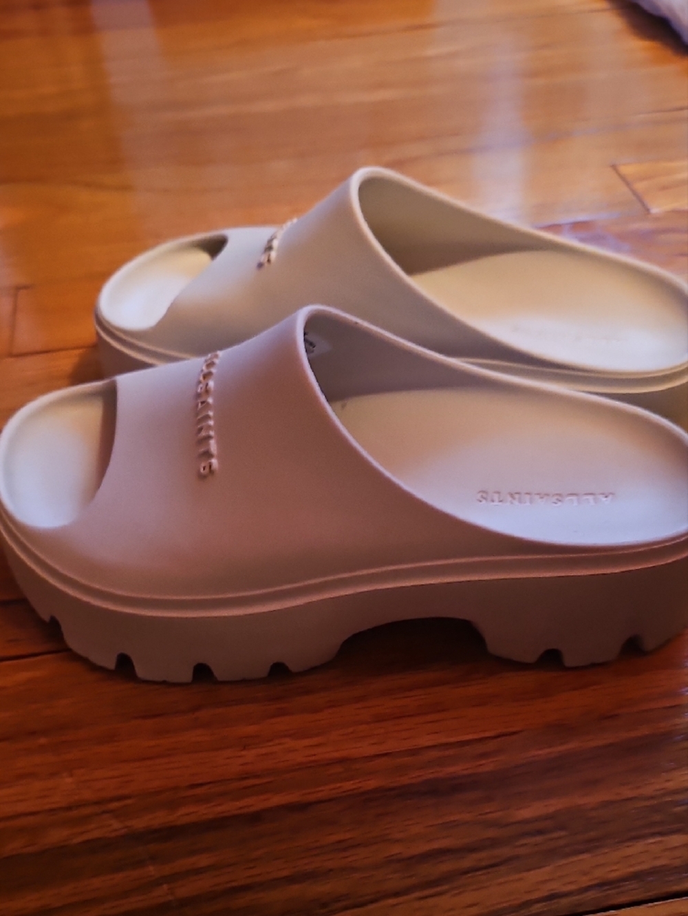 AllSaints Beige Slide - Picture 3 of 4